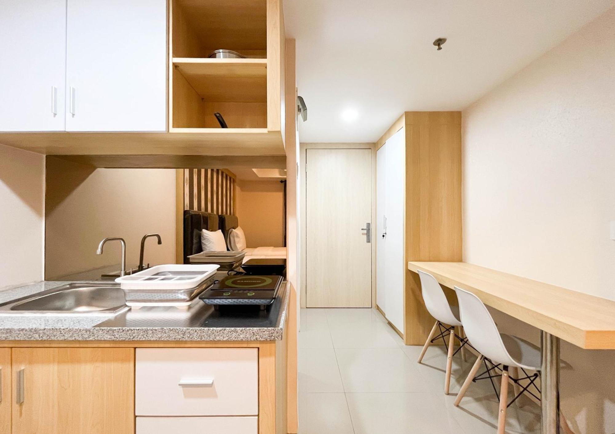 Comfortable And Tidy Studio De Prima Apartment By Travelio Medan Exteriér fotografie