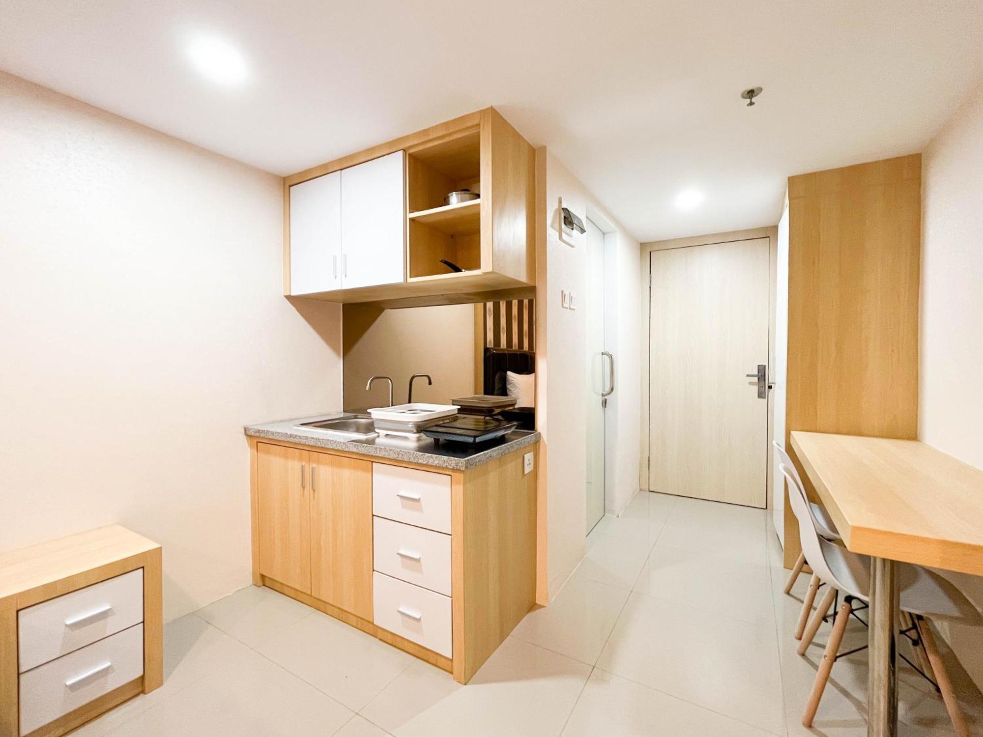 Comfortable And Tidy Studio De Prima Apartment By Travelio Medan Exteriér fotografie